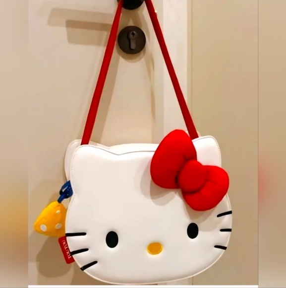 Hello Kitty Handbags - Hello Kitty White Crossbody Bag with Red Bow and Strap